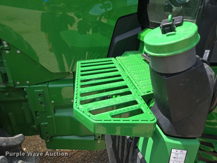 image for item DW1909 2021 John Deere 8R340 MFWD tractor