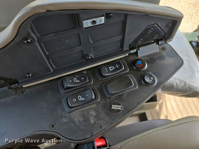 image for item DW1909 2021 John Deere 8R340 MFWD tractor