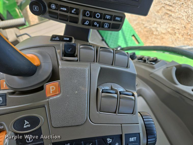 image for item DW1909 2021 John Deere 8R340 MFWD tractor