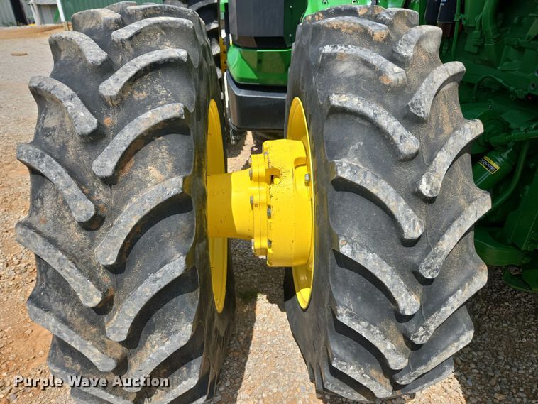 image for item DW1909 2021 John Deere 8R340 MFWD tractor