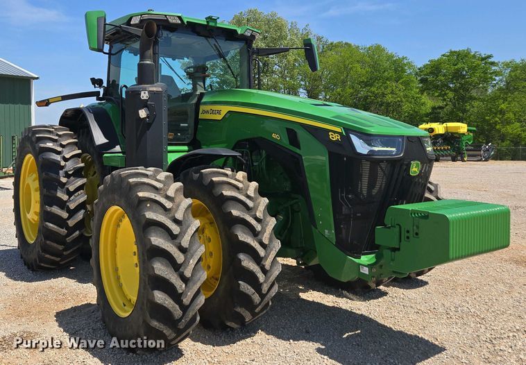 image for item DW1910 2022 John Deere 8R410 MFWD tractor