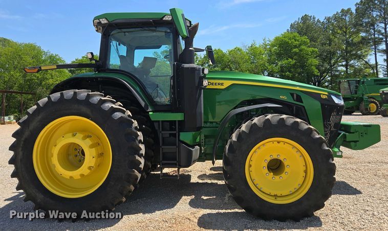 image for item DW1910 2022 John Deere 8R410 MFWD tractor