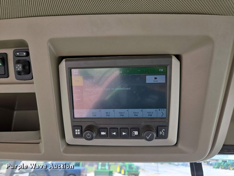 image for item DW1910 2022 John Deere 8R410 MFWD tractor