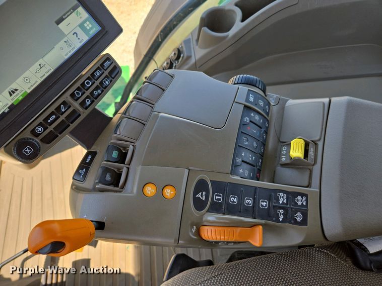 image for item DW1910 2022 John Deere 8R410 MFWD tractor