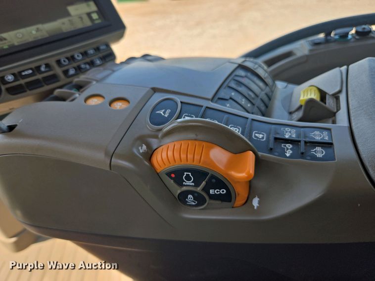 image for item DW1910 2022 John Deere 8R410 MFWD tractor