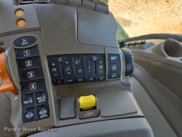 image for item DW1910 2022 John Deere 8R410 MFWD tractor