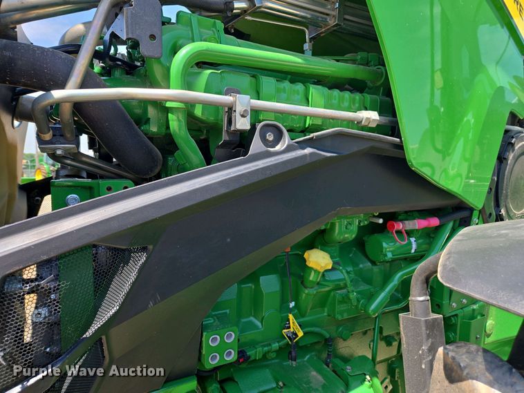 image for item DW1910 2022 John Deere 8R410 MFWD tractor