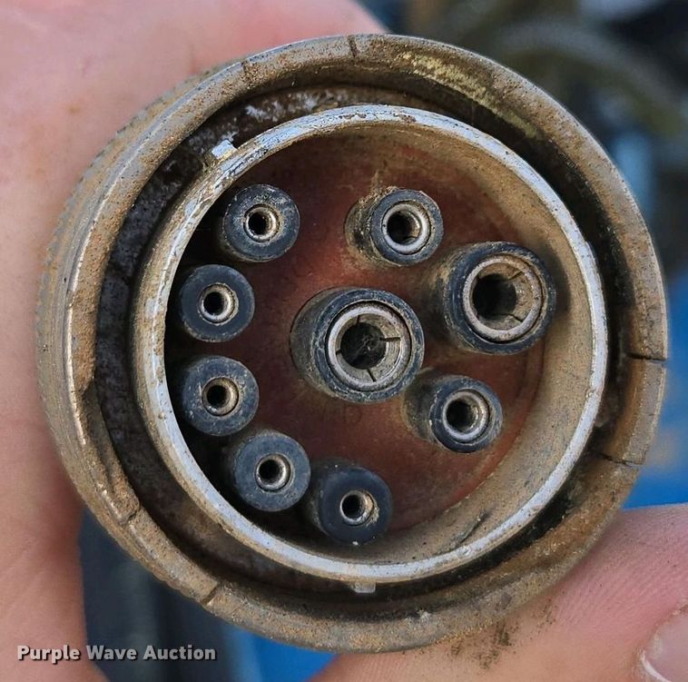 image for item DW1911 2013 Kinze 3600  split row planter