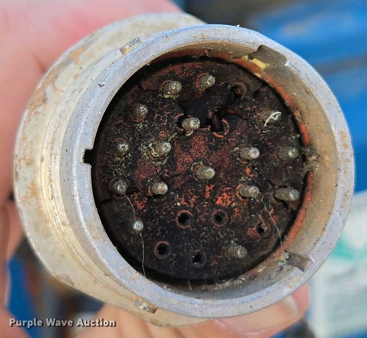 image for item DW1911 2013 Kinze 3600  split row planter