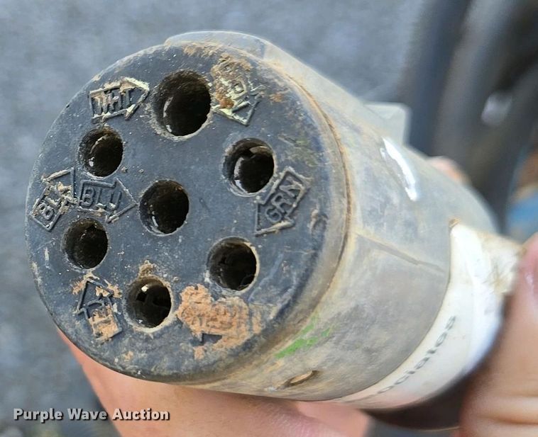 image for item DW1911 2013 Kinze 3600  split row planter