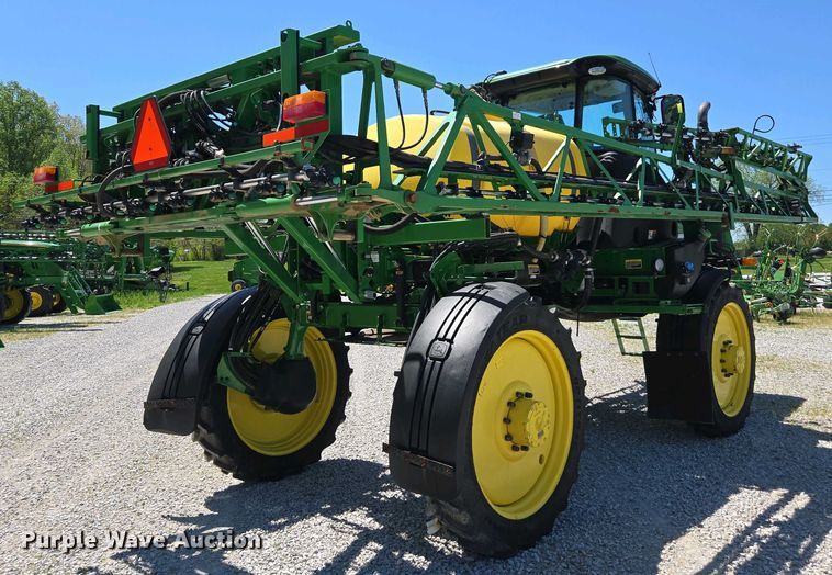 image for item DW1912 2021 John Deere R4023 sprayer