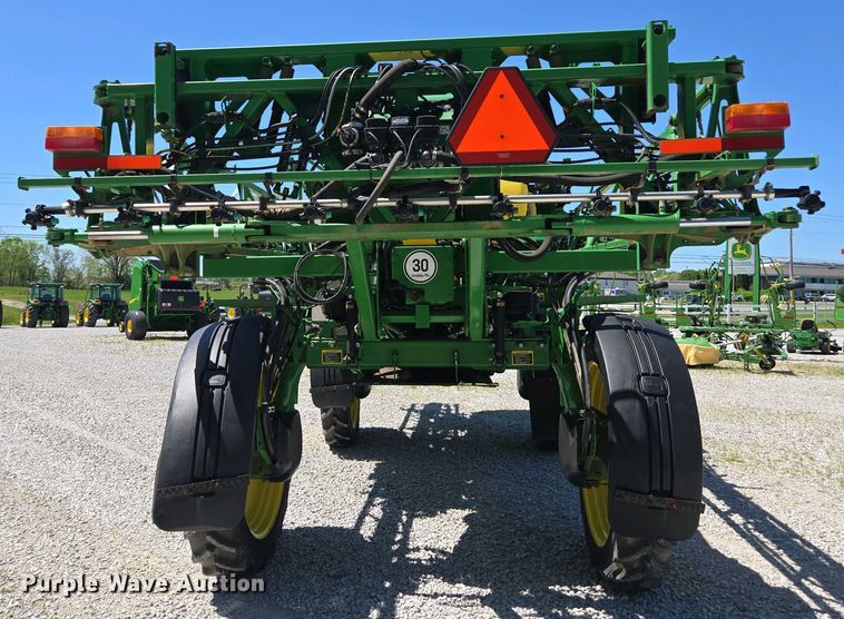 image for item DW1912 2021 John Deere R4023 sprayer