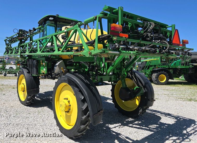 image for item DW1912 2021 John Deere R4023 sprayer