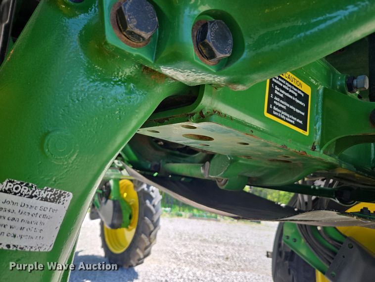 image for item DW1912 2021 John Deere R4023 sprayer