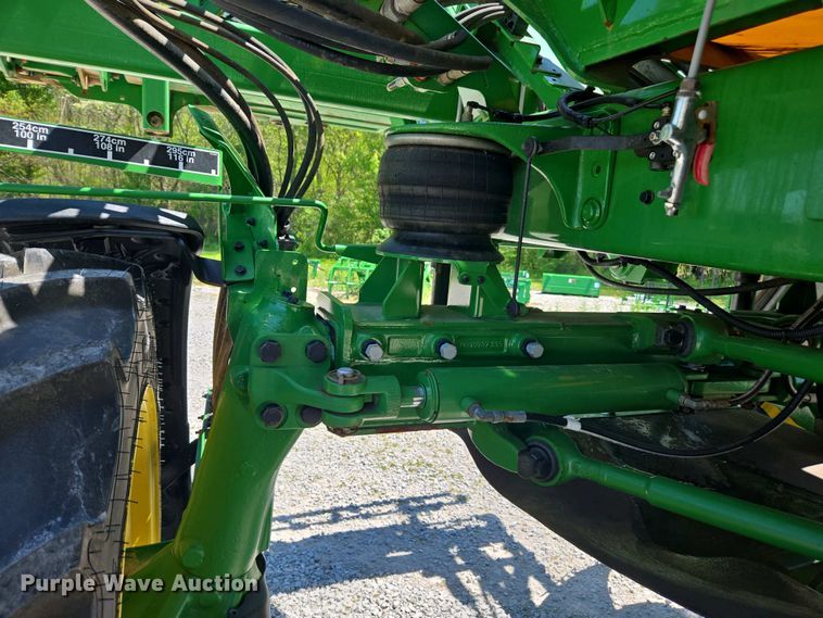 image for item DW1912 2021 John Deere R4023 sprayer