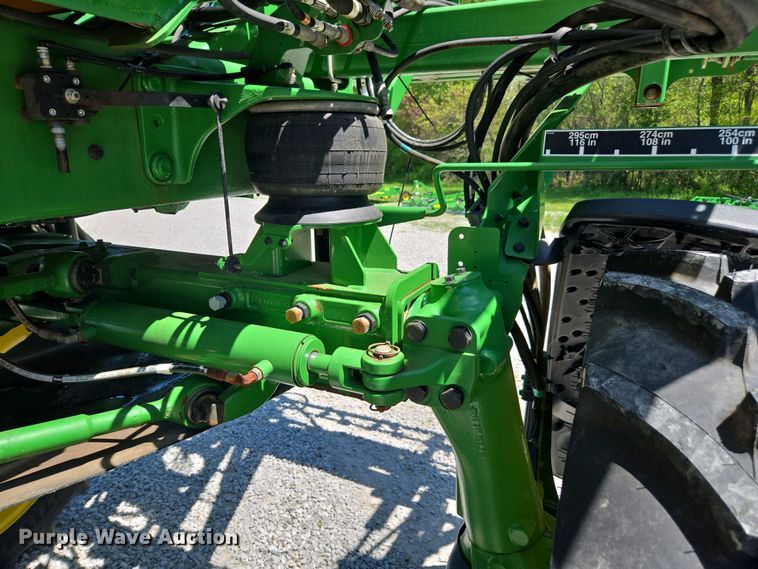 image for item DW1912 2021 John Deere R4023 sprayer