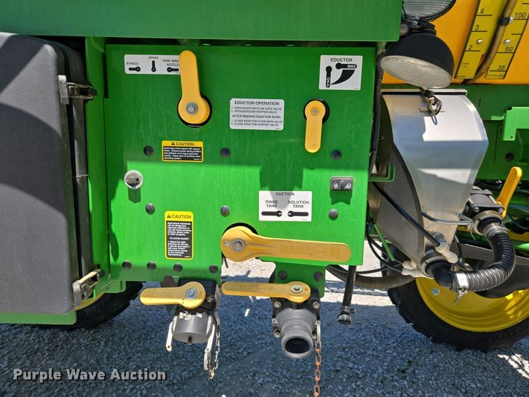 image for item DW1912 2021 John Deere R4023 sprayer