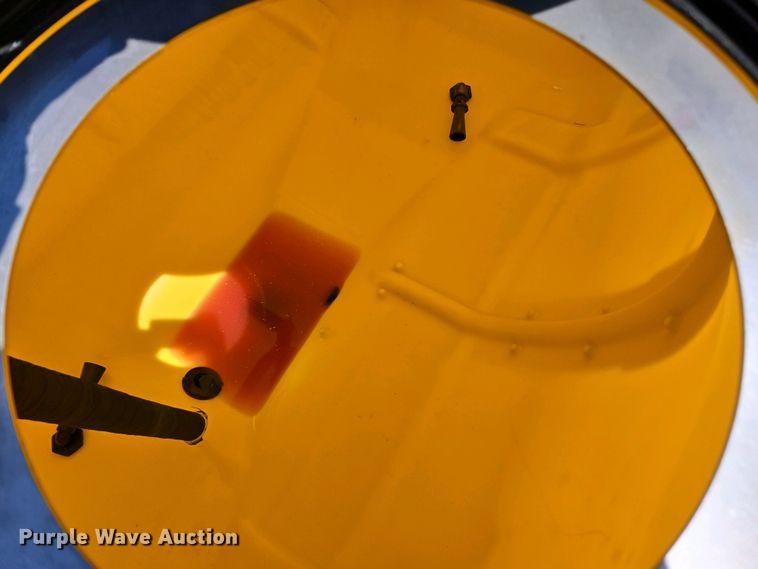 image for item DW1912 2021 John Deere R4023 sprayer