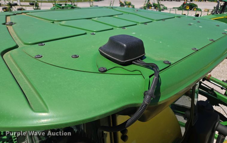 image for item DW1912 2021 John Deere R4023 sprayer