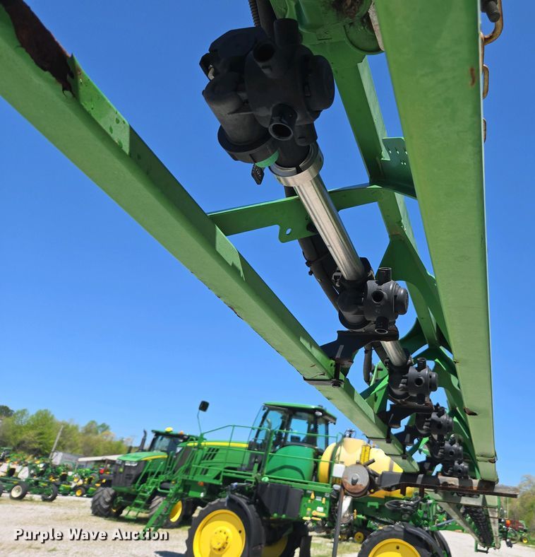 image for item DW1912 2021 John Deere R4023 sprayer