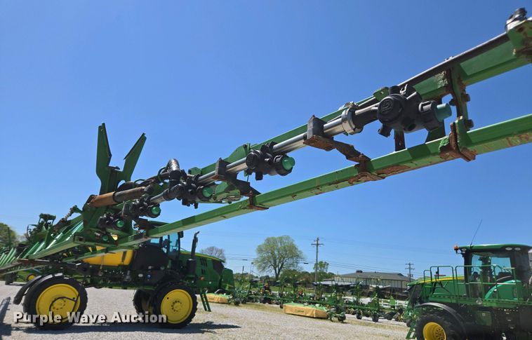 image for item DW1912 2021 John Deere R4023 sprayer