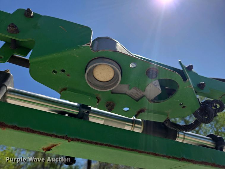 image for item DW1912 2021 John Deere R4023 sprayer