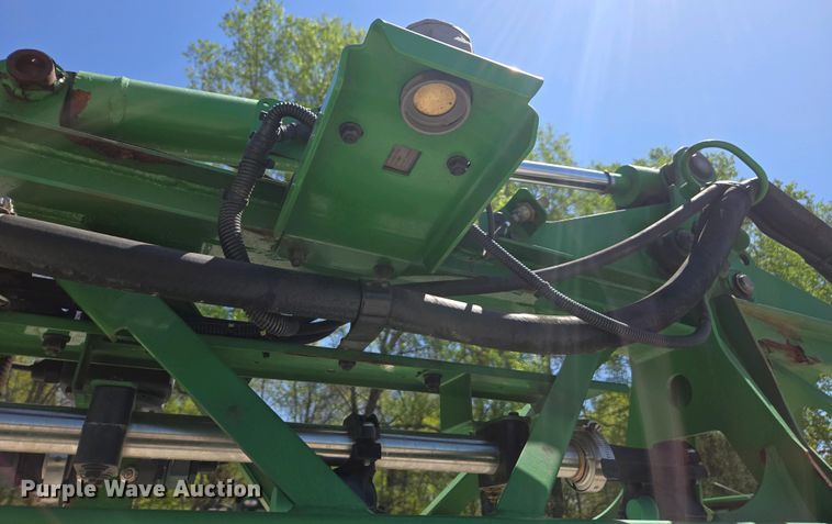 image for item DW1912 2021 John Deere R4023 sprayer