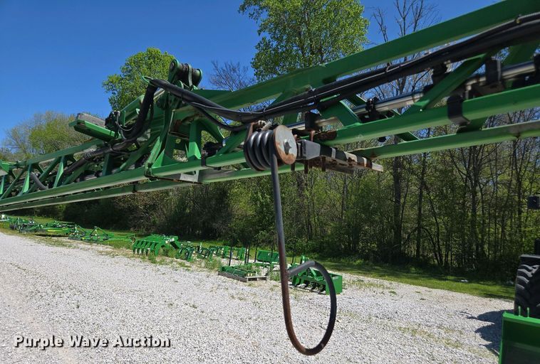 image for item DW1912 2021 John Deere R4023 sprayer