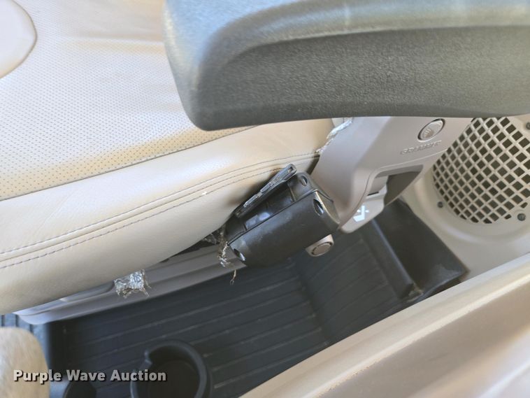 image for item DW1912 2021 John Deere R4023 sprayer