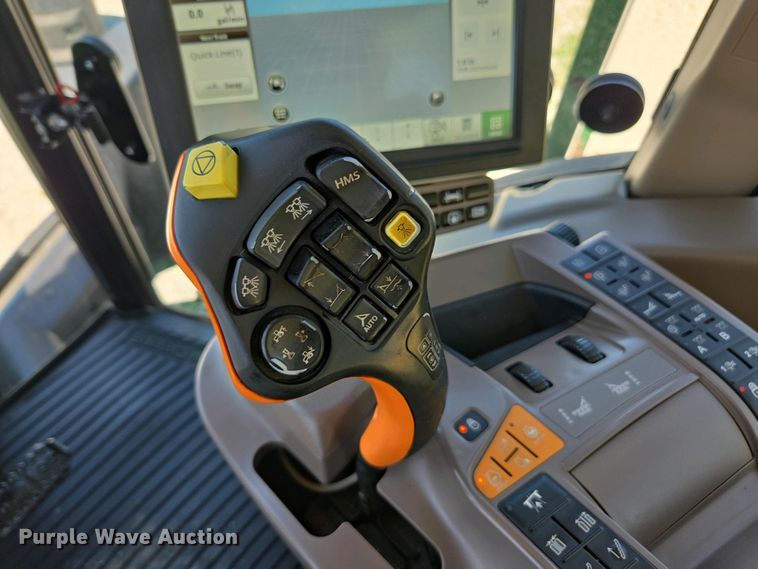 image for item DW1912 2021 John Deere R4023 sprayer