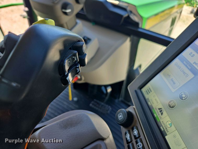 image for item DW1912 2021 John Deere R4023 sprayer