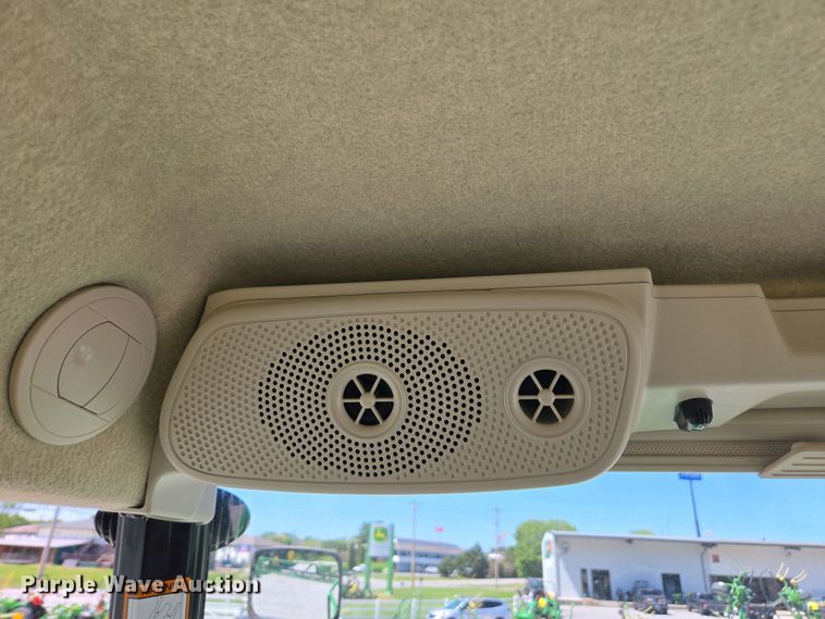 image for item DW1912 2021 John Deere R4023 sprayer