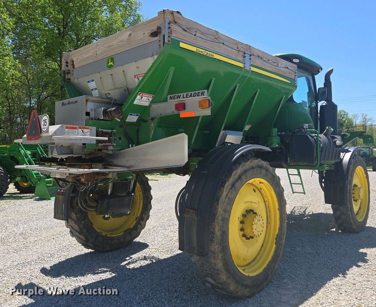 image for item DW1913 2016 John Deere R4030 spreader