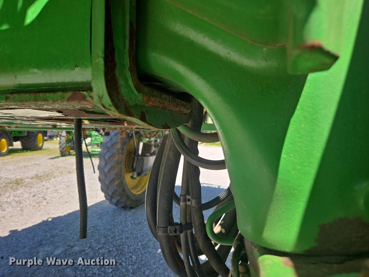 image for item DW1913 2016 John Deere R4030 spreader