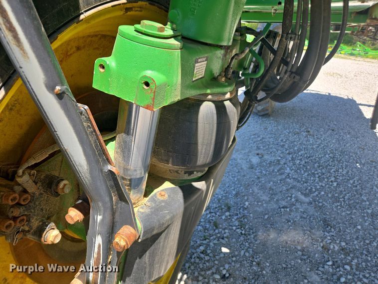 image for item DW1913 2016 John Deere R4030 spreader