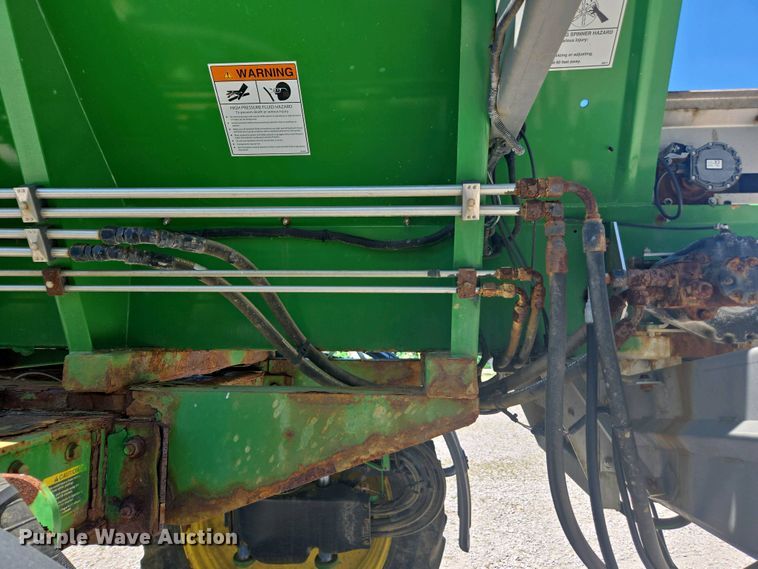 image for item DW1913 2016 John Deere R4030 spreader