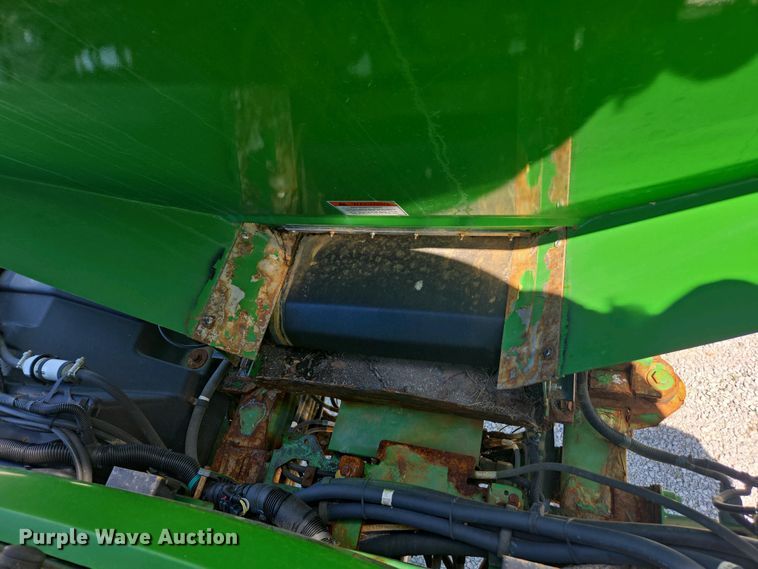 image for item DW1913 2016 John Deere R4030 spreader