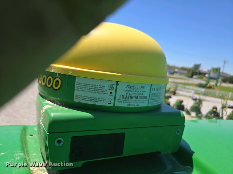 image for item DW1913 2016 John Deere R4030 spreader