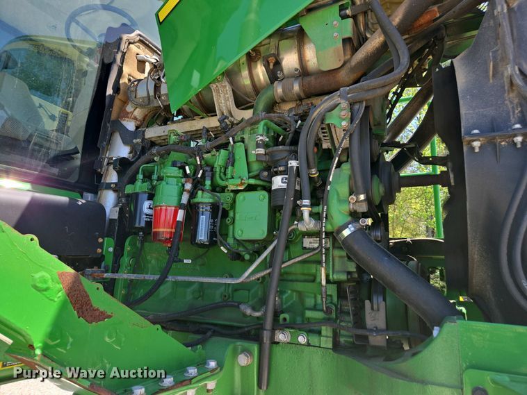 image for item DW1913 2016 John Deere R4030 spreader