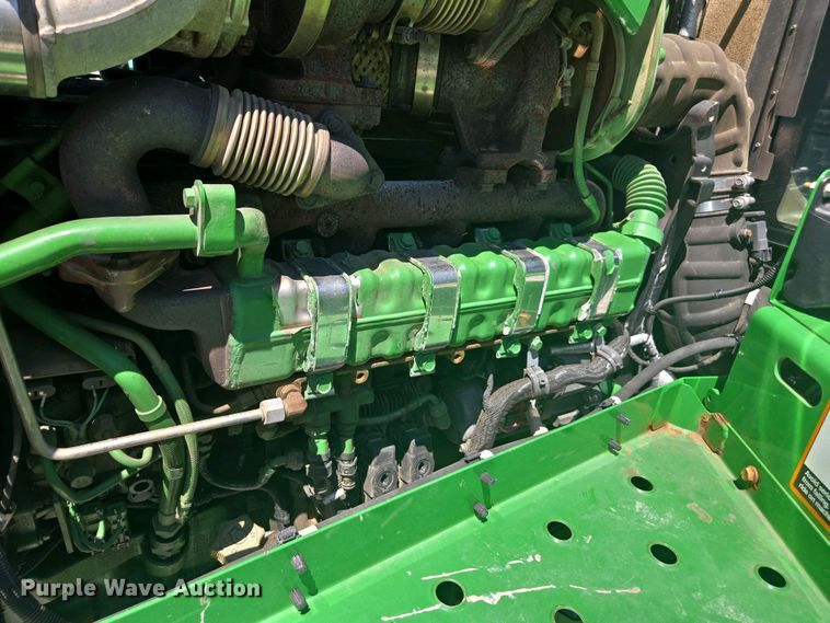 image for item DW1913 2016 John Deere R4030 spreader