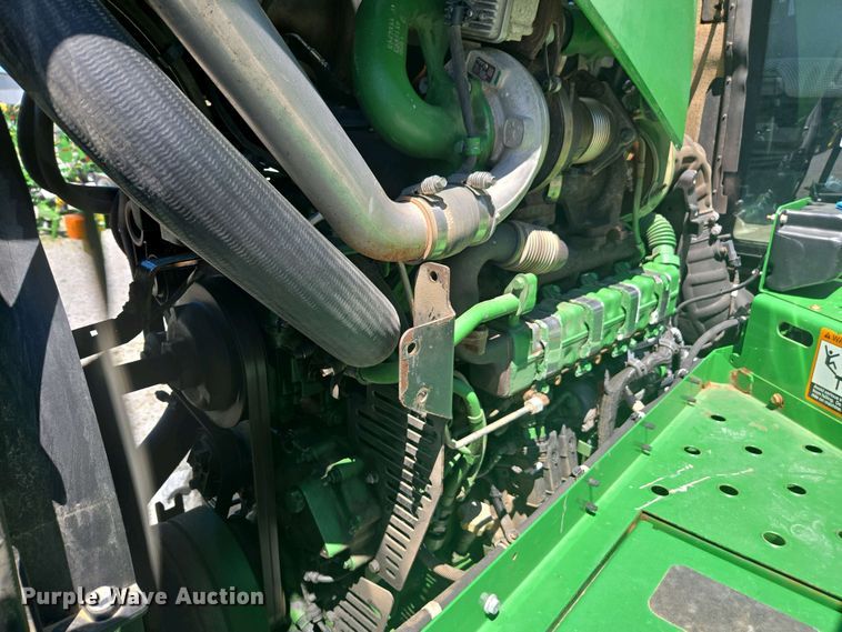 image for item DW1913 2016 John Deere R4030 spreader