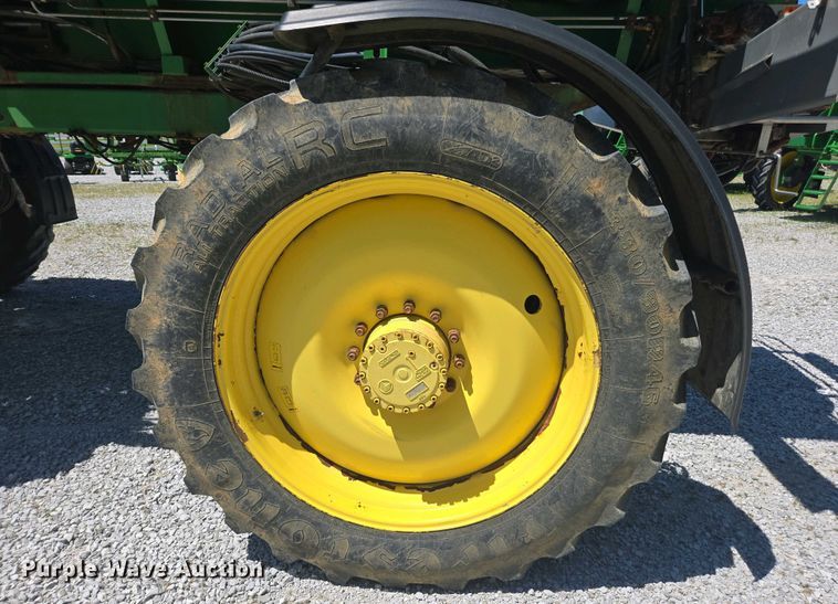 image for item DW1913 2016 John Deere R4030 spreader