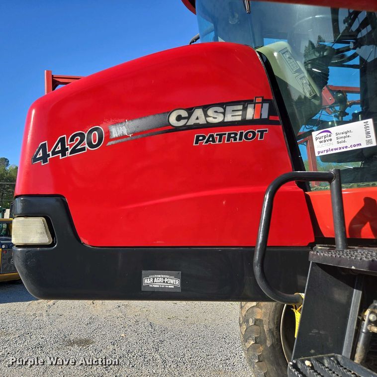 image for item DW1914 2009 Case IH Patriot 4420 sprayer