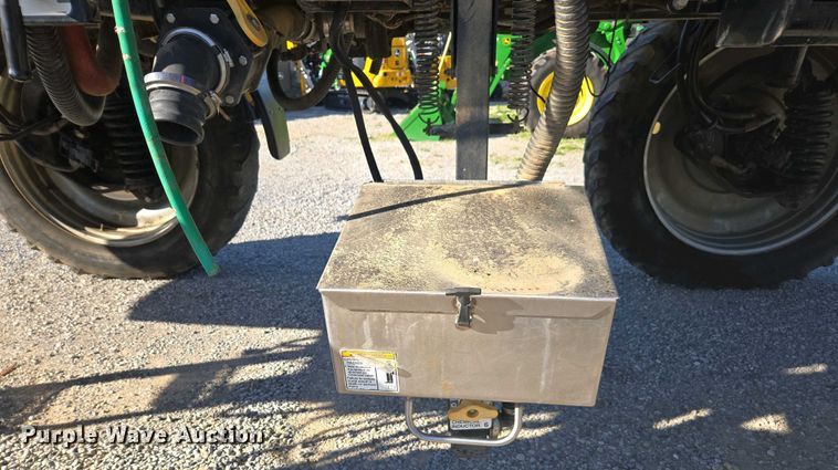 image for item DW1914 2009 Case IH Patriot 4420 sprayer