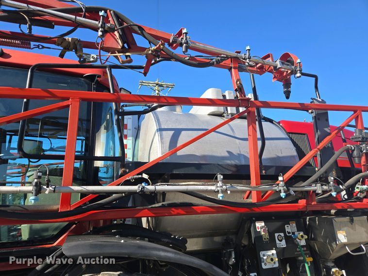 image for item DW1914 2009 Case IH Patriot 4420 sprayer