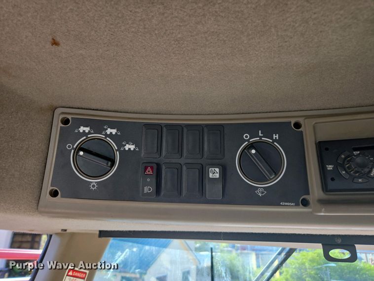 image for item DW1914 2009 Case IH Patriot 4420 sprayer