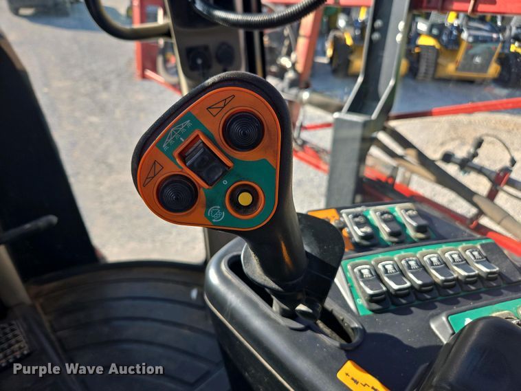 image for item DW1914 2009 Case IH Patriot 4420 sprayer