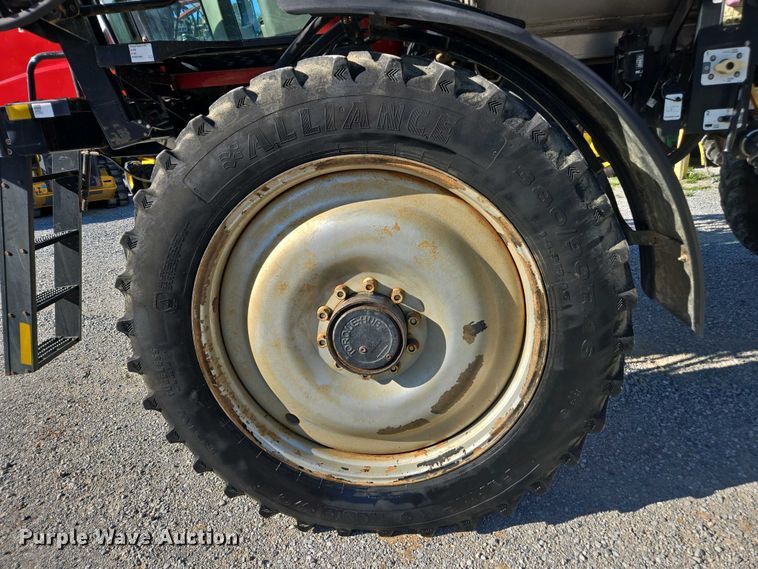 image for item DW1914 2009 Case IH Patriot 4420 sprayer