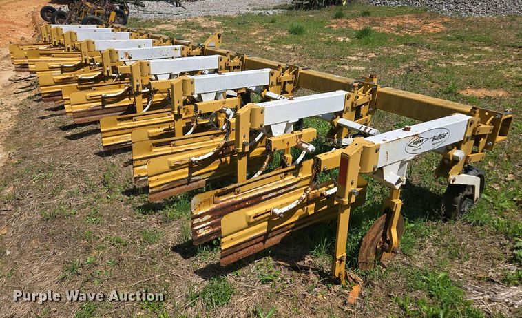 image for item DW1920 Buffalo row crop cultivator