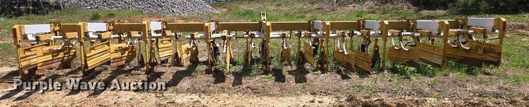 image for item DW1920 Buffalo row crop cultivator